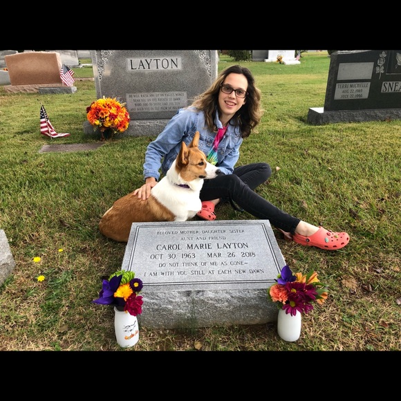 Meet your Posher, Kenzie - Picture 6 of 9